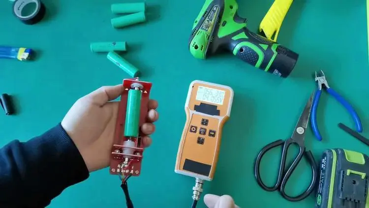 how to calculate internal resistance of a battery