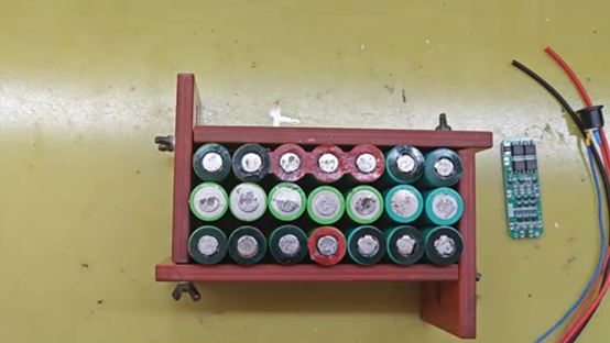 arrange the batteries 
