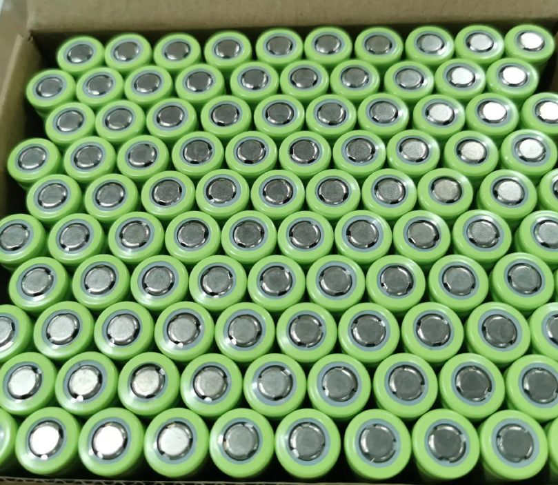 21700 vs 18650 Batteries: Which Is Better and Can You Replace 18650 with 21700?