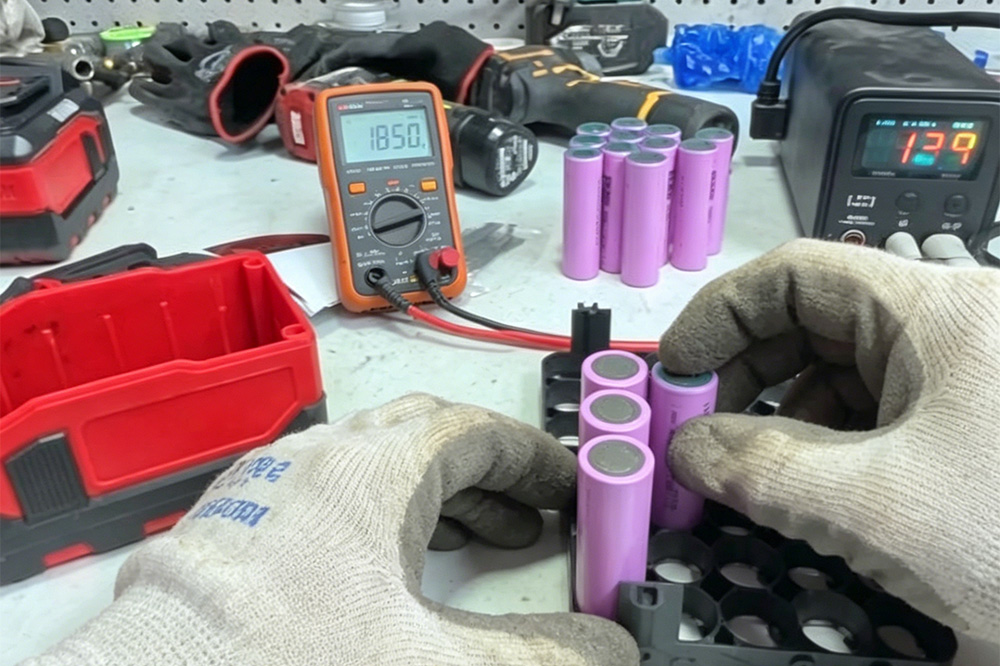 Real-world inspection and assembly of 18650 lithium-ion batteries in a manufacturing environment